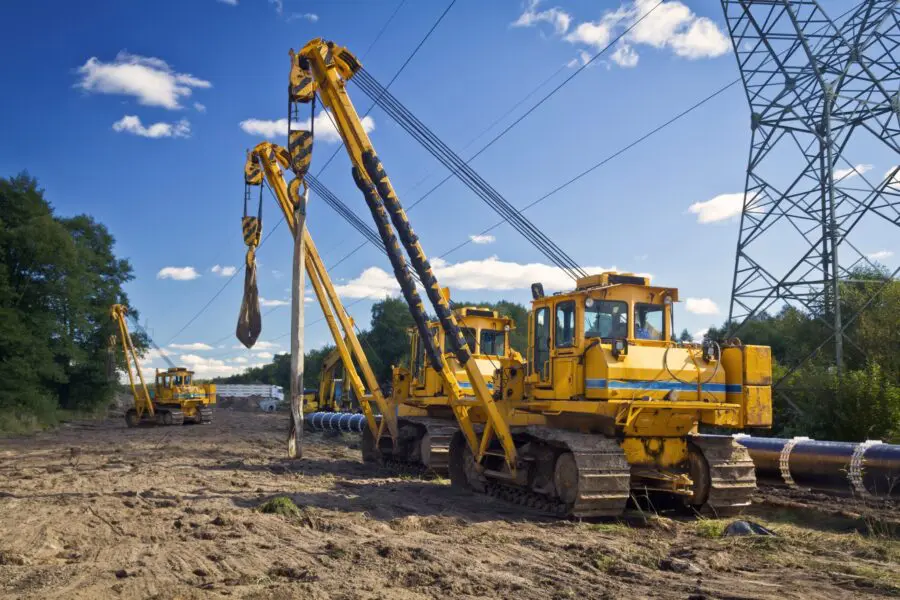 Construction machinery on the pipeline construction