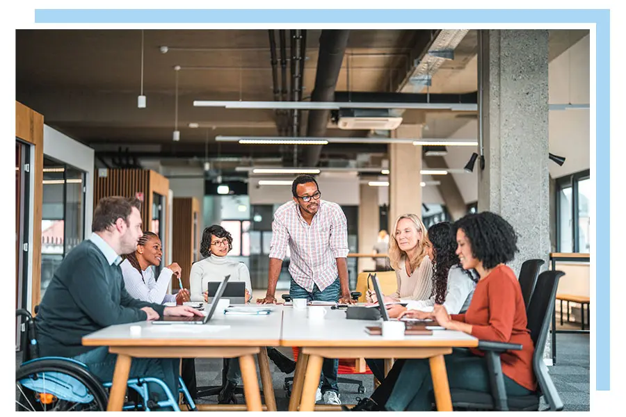 BusinessCasualOfficeSetting