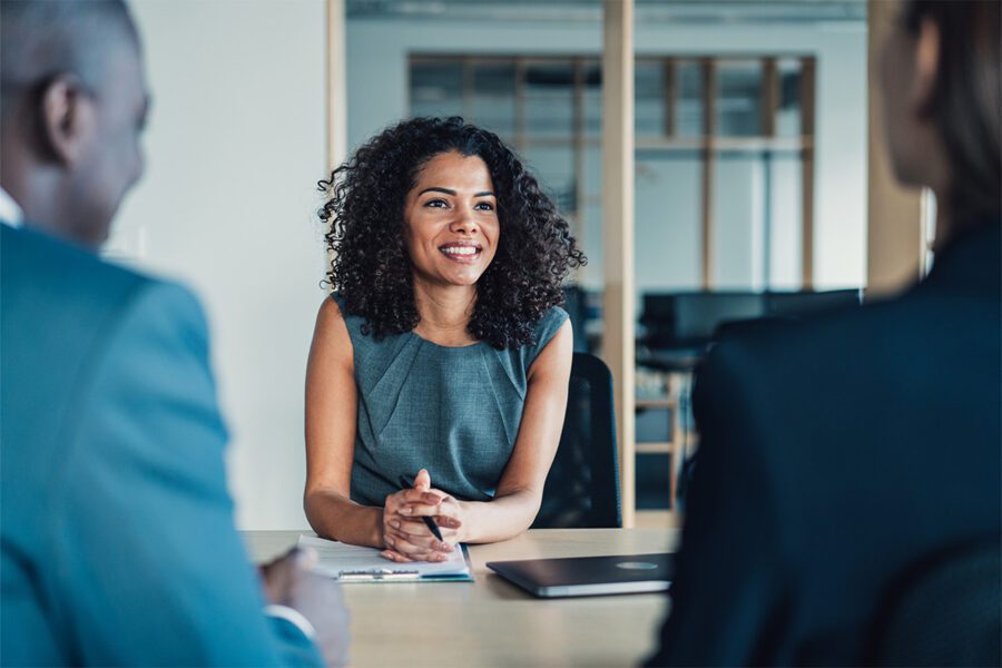 FemaleInsuranceAgent