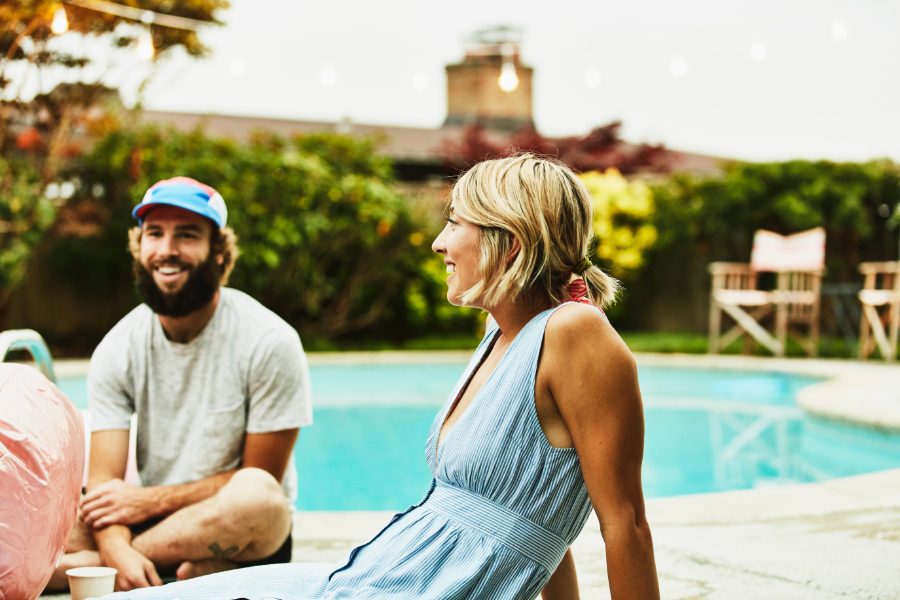 people-sitting-poolside