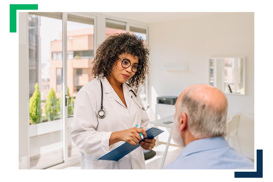 DoctorWithPatient